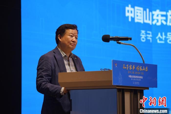 韓國一般旅游業(yè)協(xié)會副會長白承弻致辭。　劉旭 攝