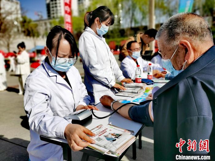 青海2023年綜合醫(yī)改重點(diǎn)：降大型檢查項(xiàng)目價(jià)格擴(kuò)集采范圍
