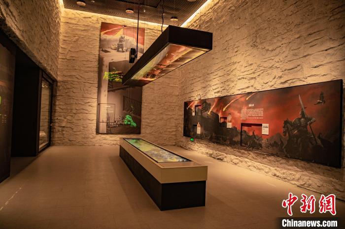 統(tǒng)萬城遺址博物館?！￡兾耐队芰治穆霉﹫D