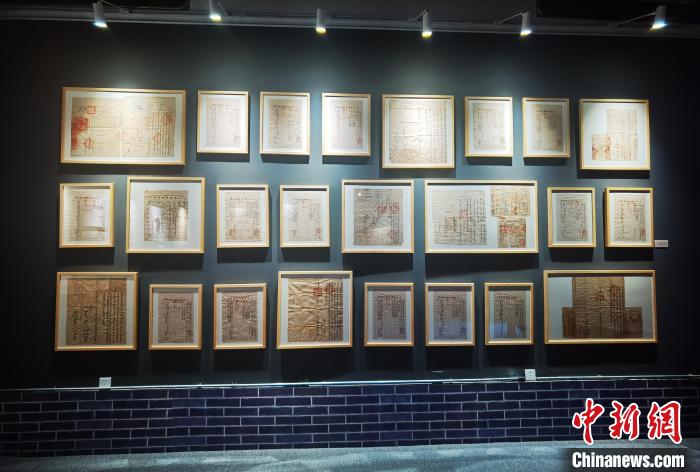展覽共分“紙·材”“紙·韻”“紙·藝”“紙·力”“紙與生活”五個(gè)板塊?！≈鬓k方供圖