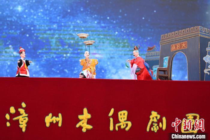 布袋木偶戲表演《大名府》?！埥鸫?攝
