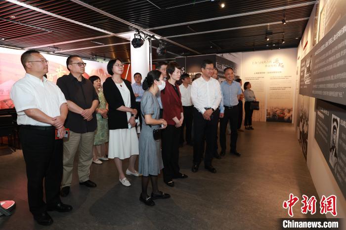 展覽現(xiàn)場?！∩虾Ｊ悬S埔軍校同學(xué)會供圖