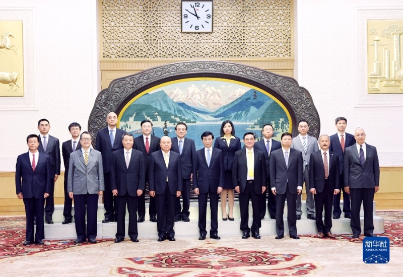 6月5日，中共中央政治局常委、全國政協(xié)主席王滬寧在北京會見新黨主席吳成典一行。新華社記者 姚大偉 攝.jpg