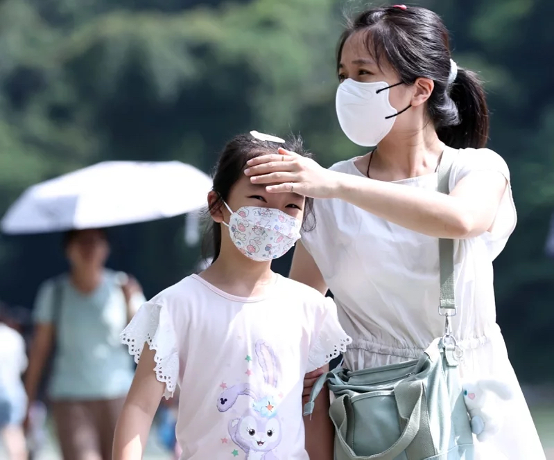 臺(tái)北、花蓮6日有機(jī)會(huì)達(dá)38度，各縣市也有36度以上高溫，另東南部也可能持續(xù)有焚風(fēng)。（圖源：臺(tái)灣《聯(lián)合報(bào)》）