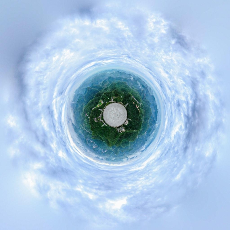 6月23日拍攝的中國天眼FAST全景（維護保養(yǎng)期間拍攝，無人機照片）。（圖源：新華社）