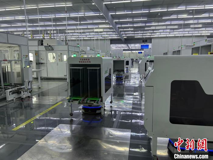 （高質(zhì)量發(fā)展調(diào)研行）智慧車間、5G工廠科技創(chuàng)新為江西高質(zhì)量發(fā)展注入“新動(dòng)能”