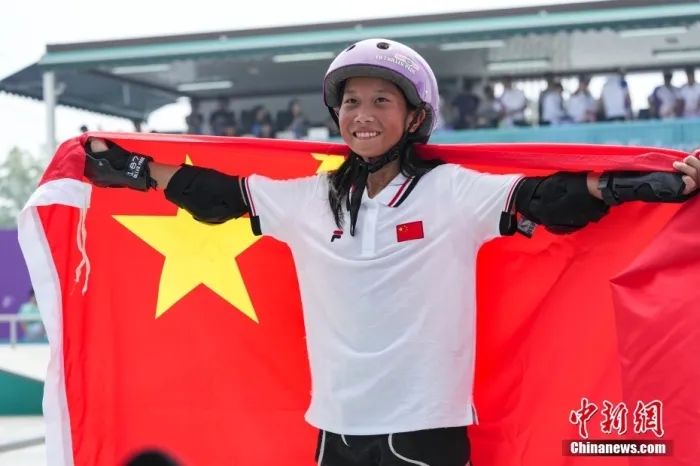 圖為崔宸曦慶祝勝利。<a target='_blank' href='/'>中新社</a>記者 田博川 攝