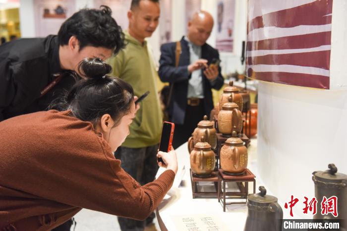 “中國(guó)四大名陶”匯聚廣西欽州展出