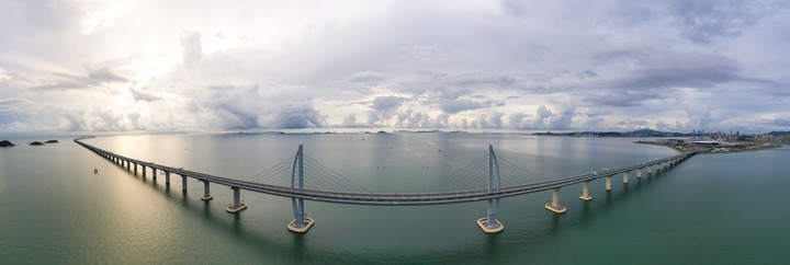 圖為港珠澳大橋（無人機全景照片）。新華社記者 陳曄華 攝