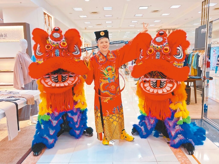 島內(nèi)百貨商場推出一系列新春活動(dòng)