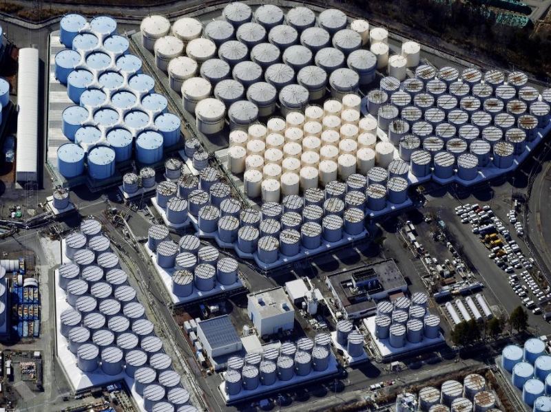 這是2021年2月13日拍攝的日本福島第一核電站核污水儲水罐。新華社 共同社