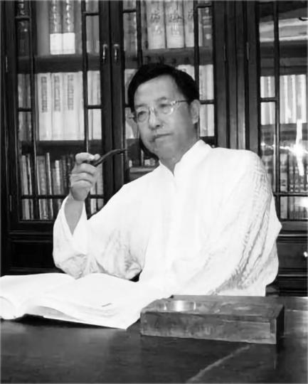 中國著名書法家、教育家田蘊章先生。田蘊章家屬供圖.jpeg