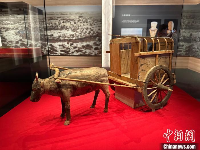 牛車，1975年出土于吐魯番哈拉和卓墓地。.jpeg