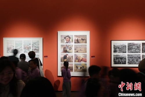 展覽現(xiàn)場?！≈鬓k方供圖.jpeg