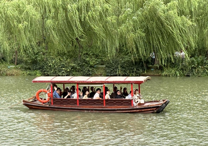 臺生感受世界文化遺產瘦西湖及揚州大運河
