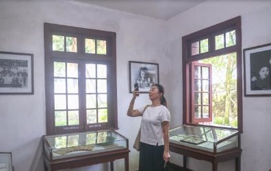 兩岸媒體人參觀蔣經國先生舊居