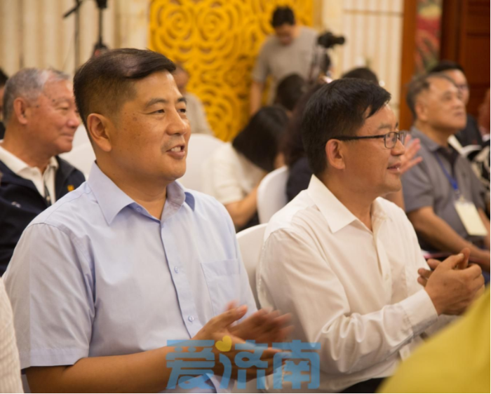 泉在濟南享金秋｜兩岸山東鄉(xiāng)親云端相聚迎中秋__住濟臺屬話團圓845